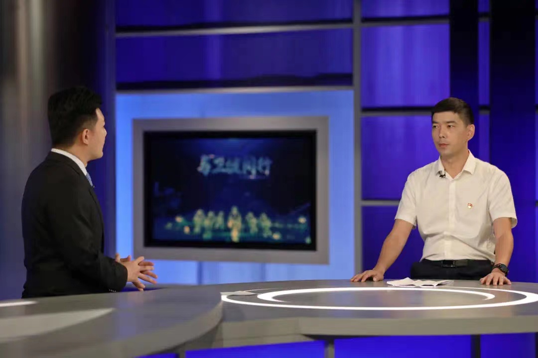 参加《与卫健同行》栏目(新冠疫苗接种).jpg 参加《与卫健同行》栏目(新冠疫苗接种).jpg